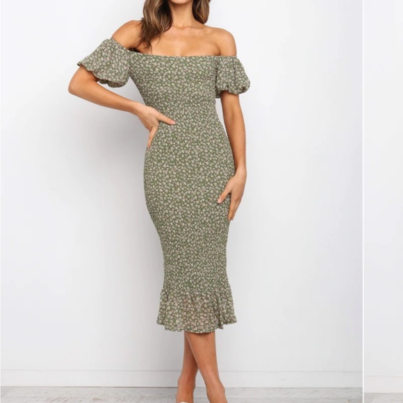 Petal & Pup Dresses Petal And Pup Rubik Midi Dress In Sage Green